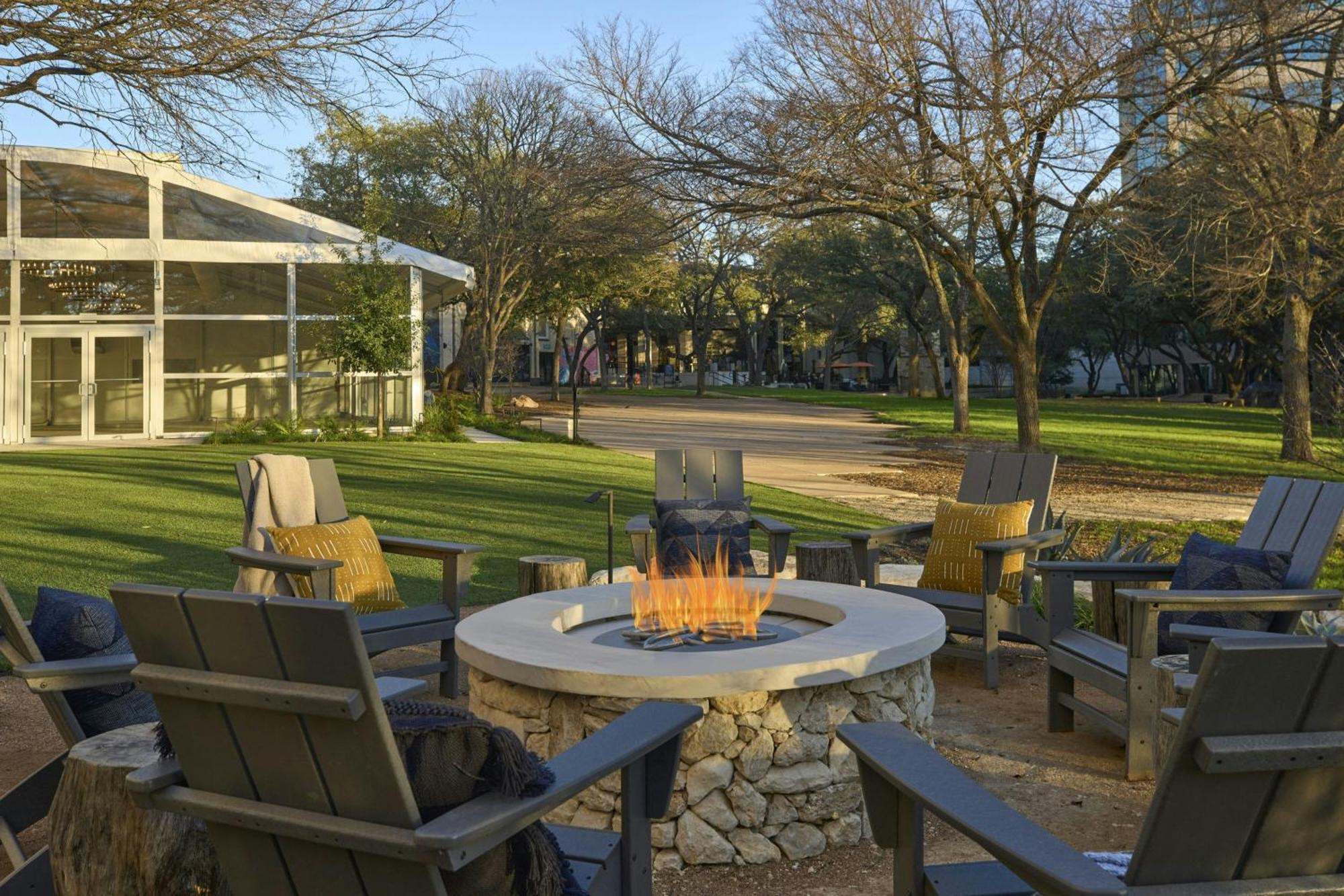 Renaissance Austin Hotel Екстер'єр фото