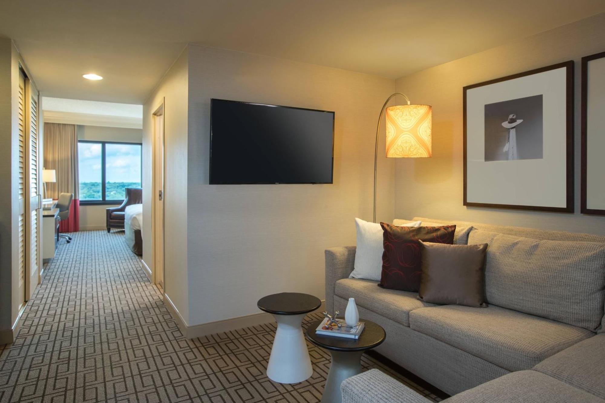 Renaissance Austin Hotel Екстер'єр фото